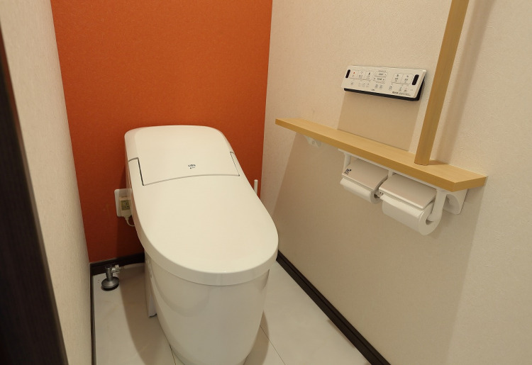 民宿部屋「かわせみ」トイレの様子